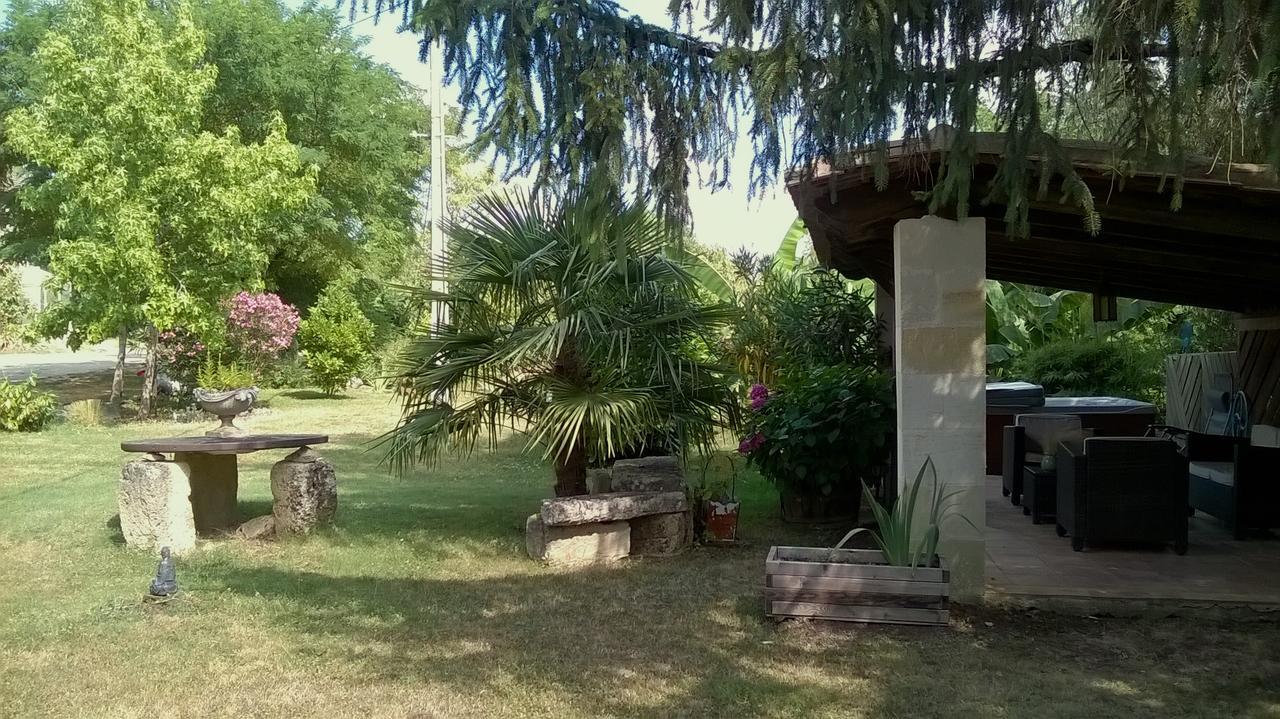 Domaine Capiet Bed and Breakfast Courpiac Εξωτερικό φωτογραφία